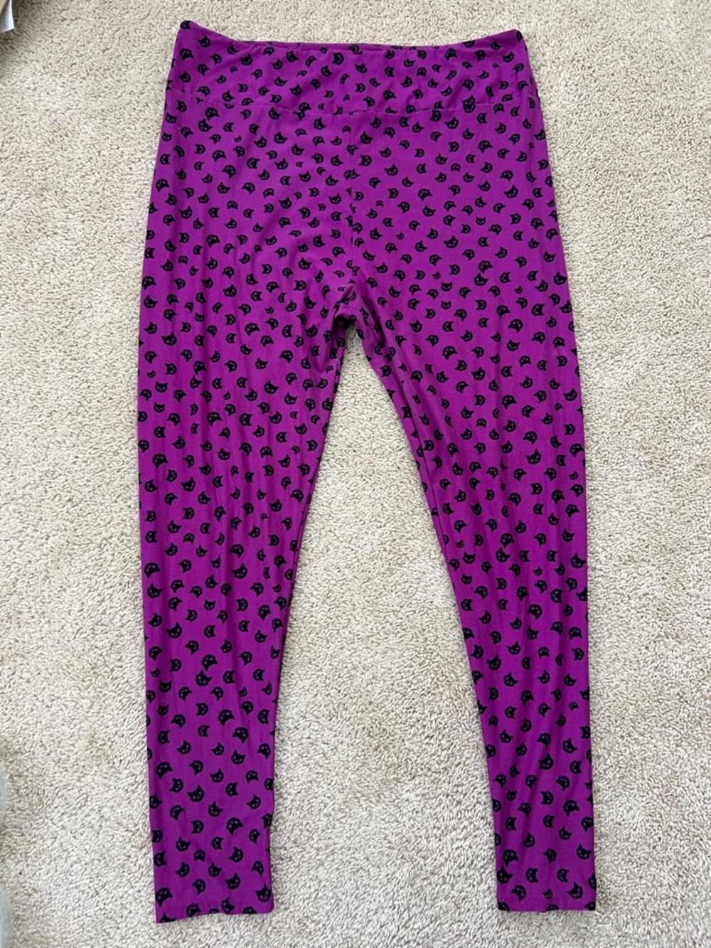 LuLaRoe Women's Tall And Curvy Leggings Purple Black Cat Print
